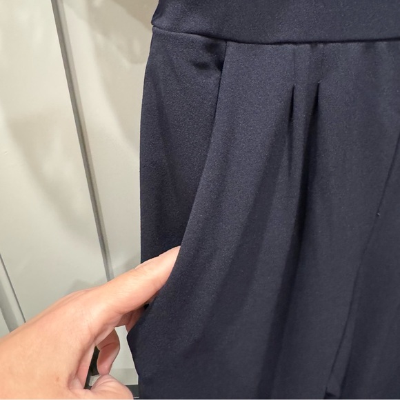 Worn Once navy blue jumpsuit, beautiful, feminine and delicate, very flattering - Picture 7 of 11